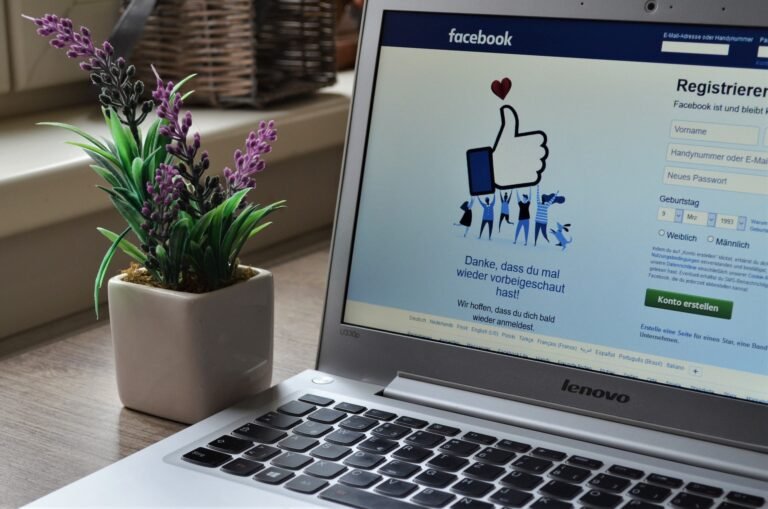 Maximizing Your ROI with Facebook Ads: A Comprehensive Guide